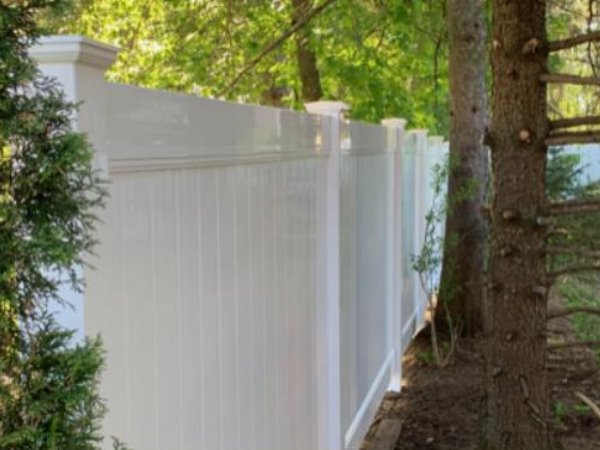 Rome New York vinyl privacy fencing